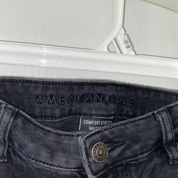 American Eagle distressed jeans - Picture 6 of 7